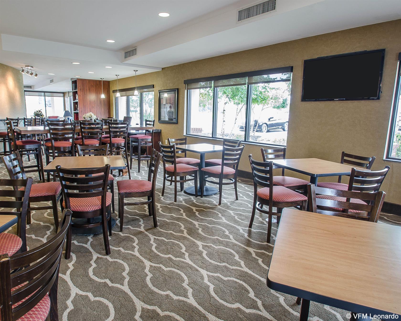 Comfort Suites Speedway - Kansas City Buitenkant foto