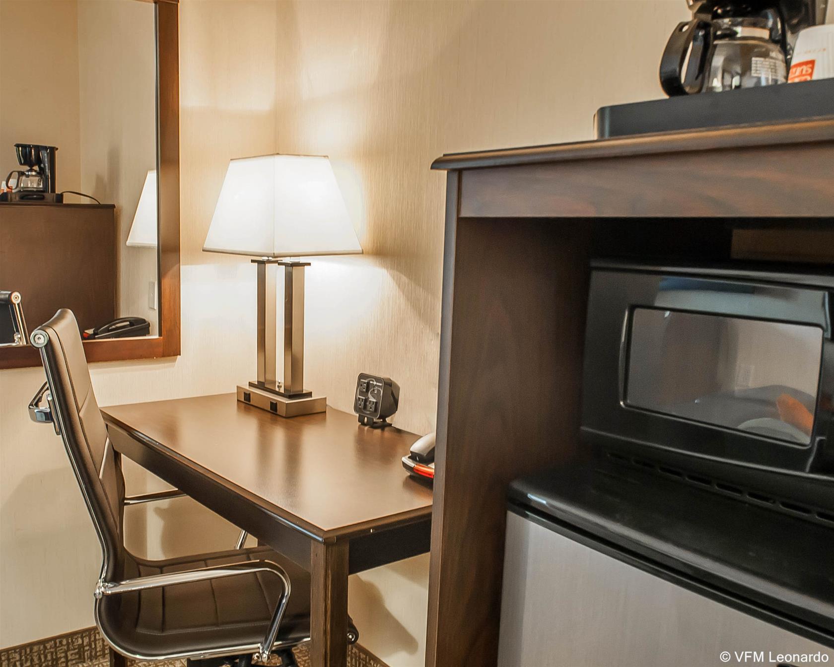 Comfort Suites Speedway - Kansas City Buitenkant foto